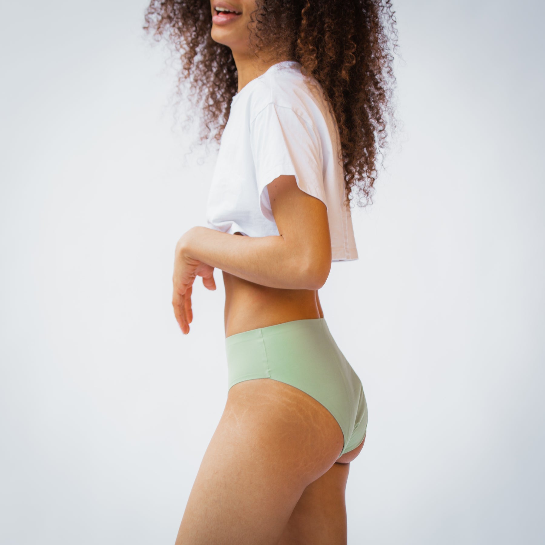 LA CULOTTE MENSTRUELLE INVISIBLE | FLUX ABONDANT | AMANDE.